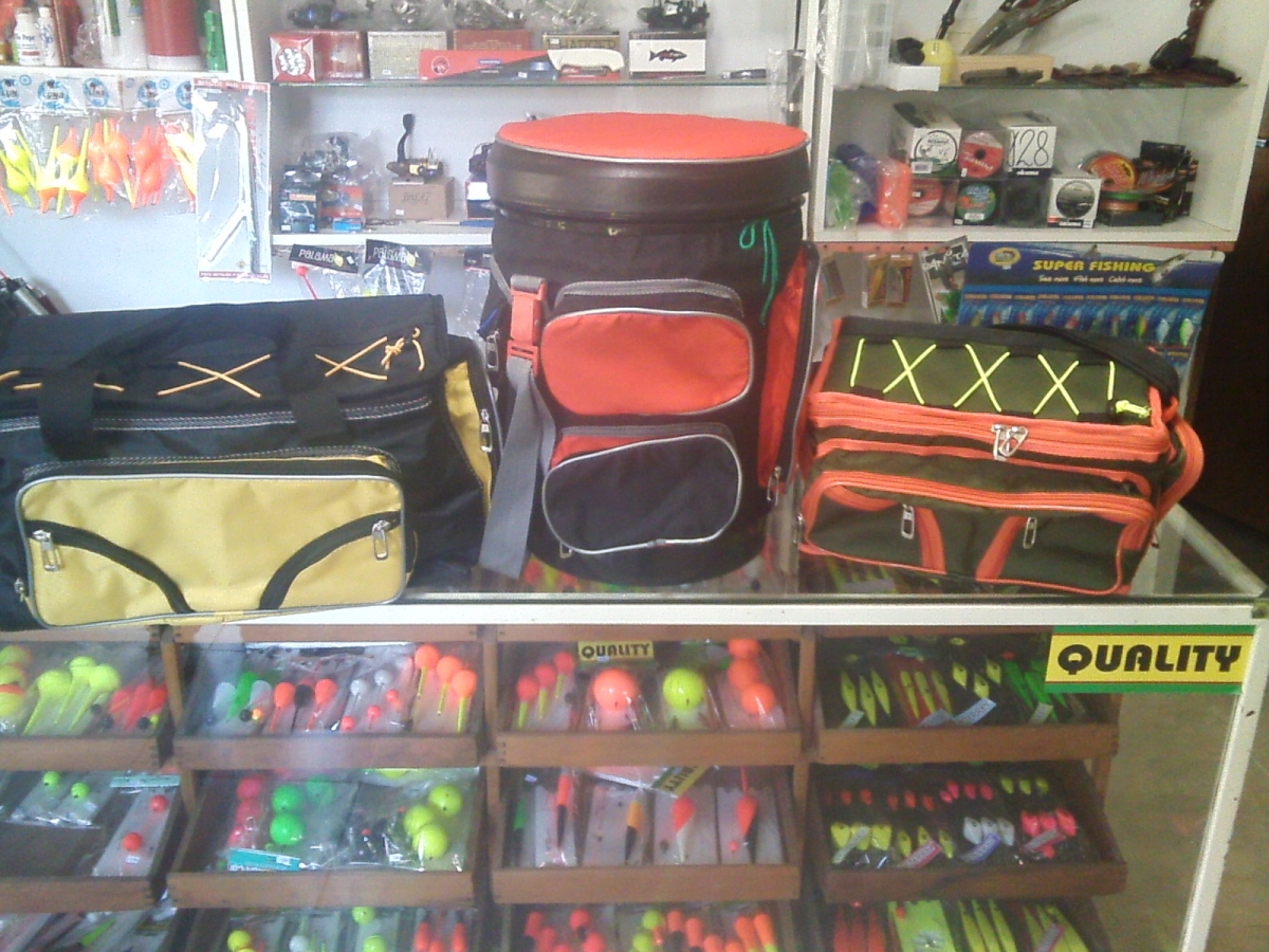 bolsos, lineas de Balsa, todo para el pescador